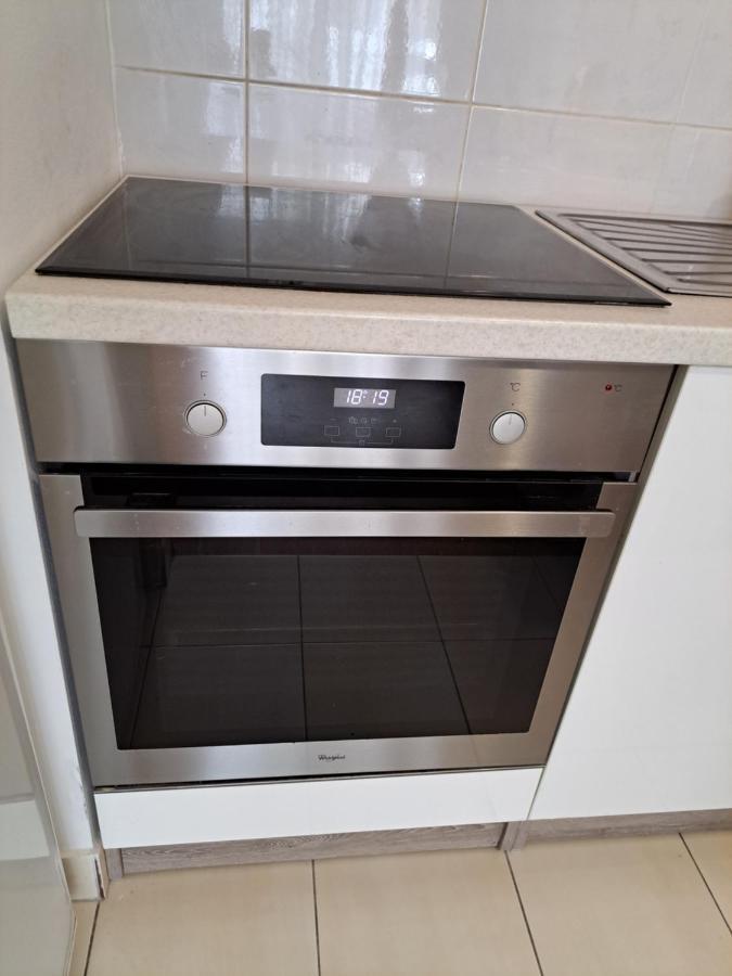 Mariposa, Apartment With Balcony, Private Parking In The Garage, Near The Biggest Shopping Center Mall Of Split Eksteriør bilde