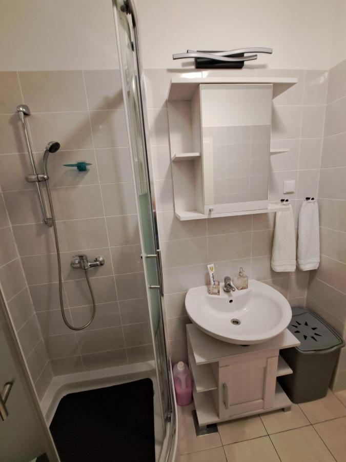 Mariposa, Apartment With Balcony, Private Parking In The Garage, Near The Biggest Shopping Center Mall Of Split Eksteriør bilde